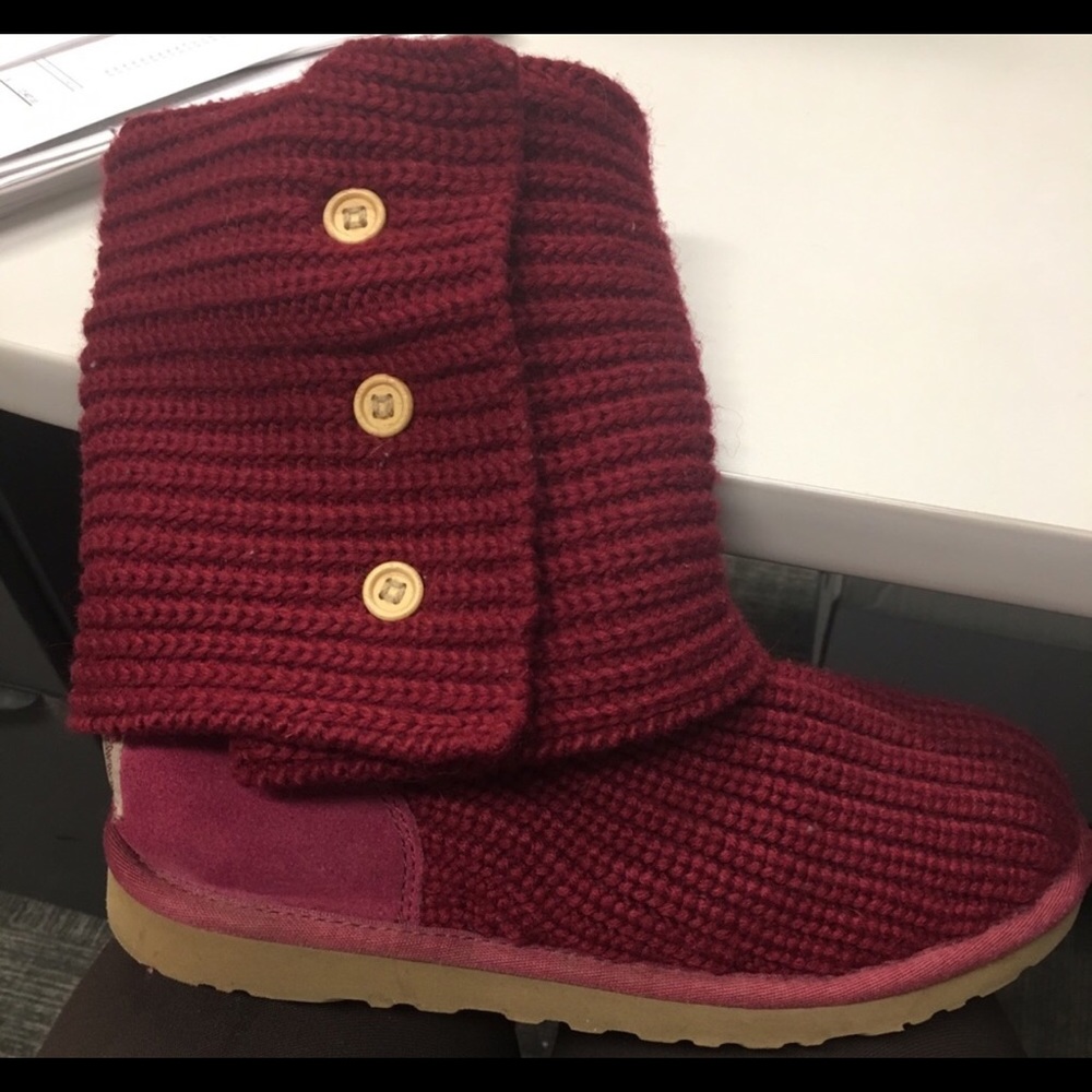 Cranberry classic Cardy Knit UGGS